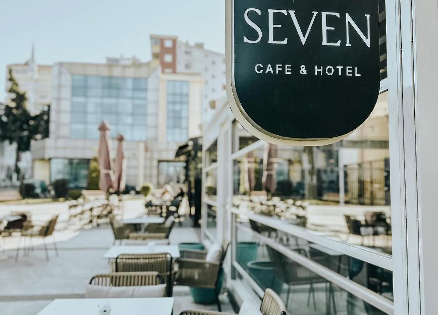 Bed and Breakfast Seven Cafe & Hotel Πόγραδετς Αλβανία
